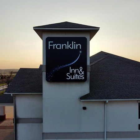Franklin Inn & Suites 외부 사진