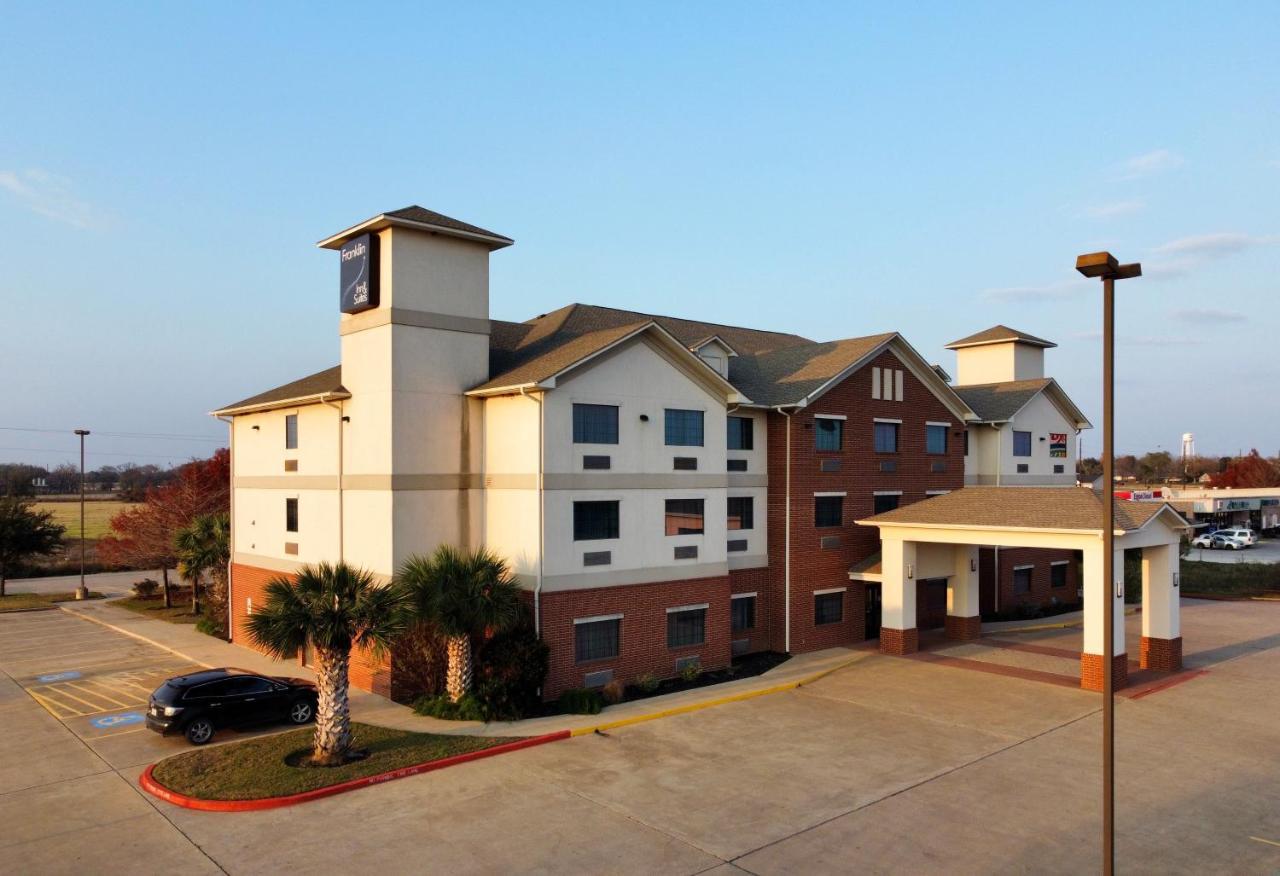 Franklin Inn & Suites 외부 사진